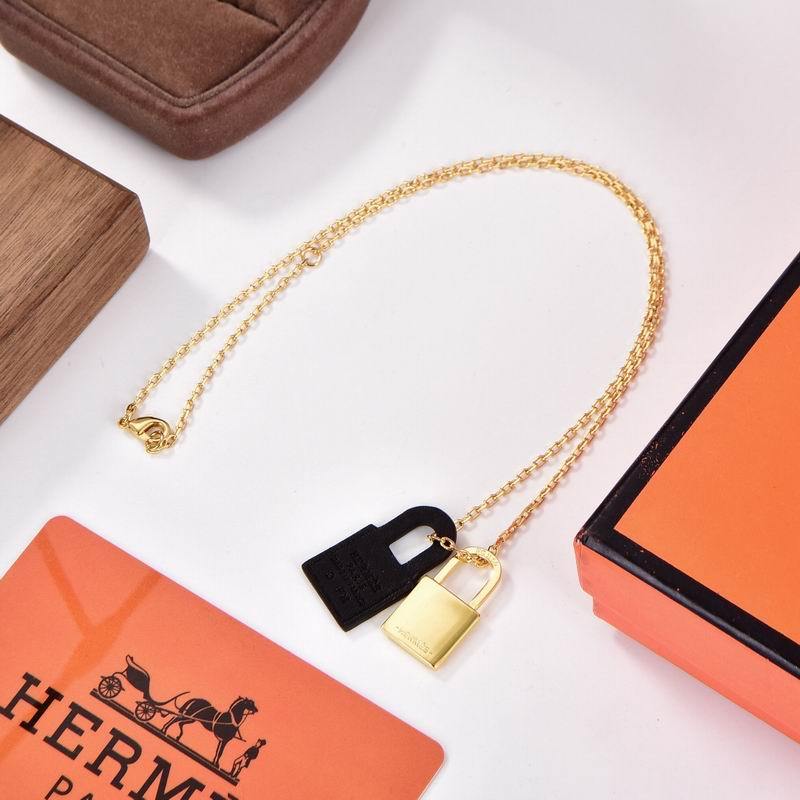 Hermes Necklaces 23